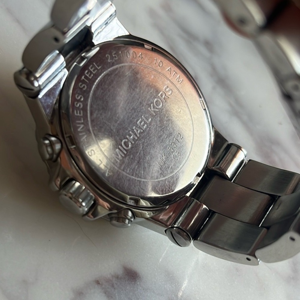 Michael Kors Unisex MK5312 Silver Stainless-Steel Quartz Chronograph Watch - Picture 9 of 11